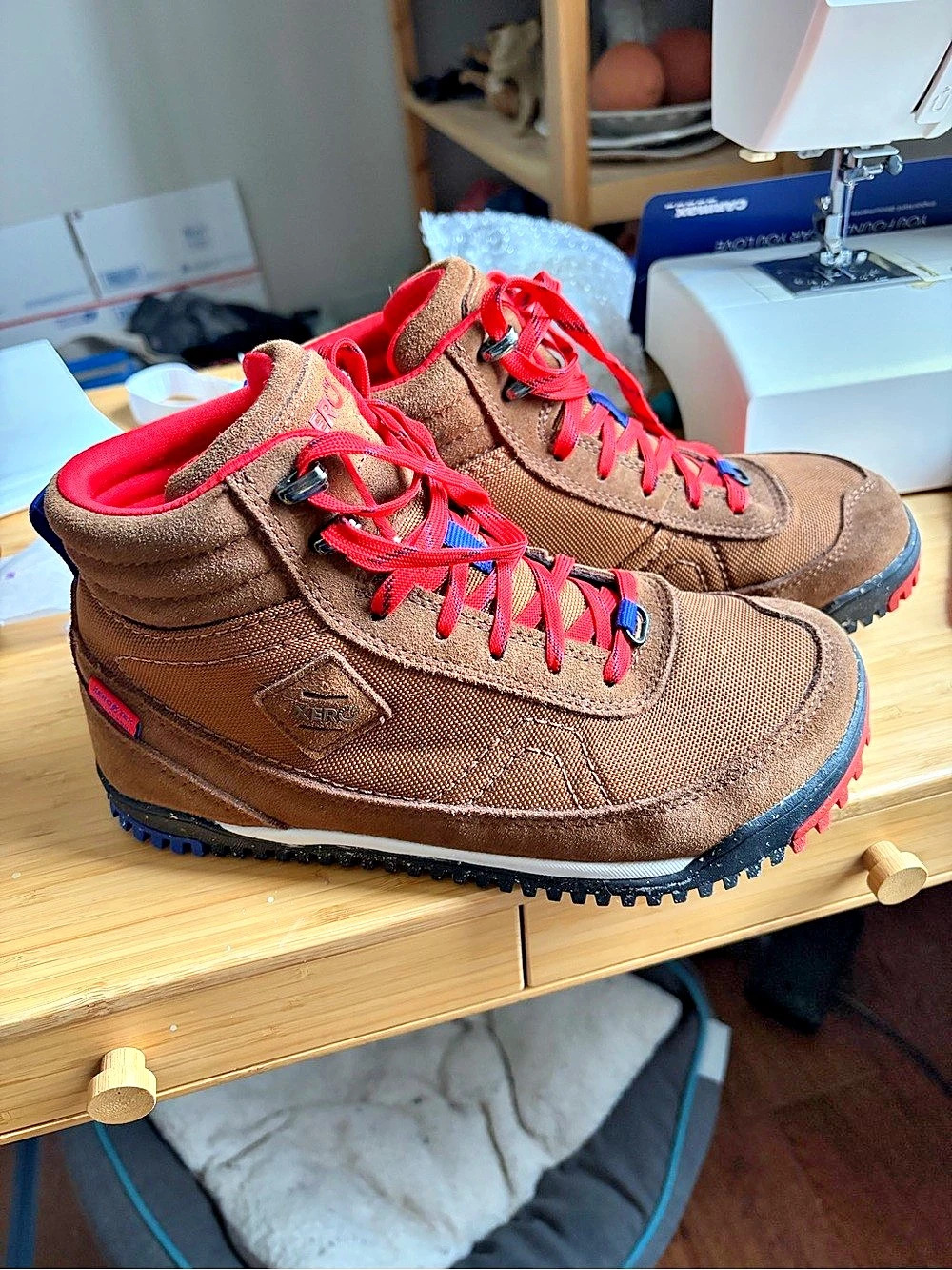 Xero Shoes Ridgeway Women's Brown & Red Hiking Shoes US 7.5